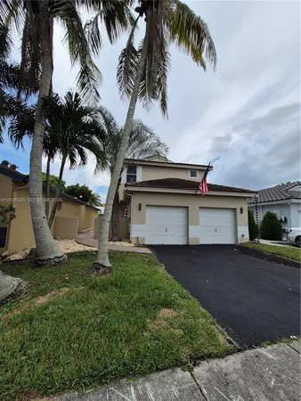 $4,000 | 2176 Northwest 184th Way, Pembroke Pines, FL 33029