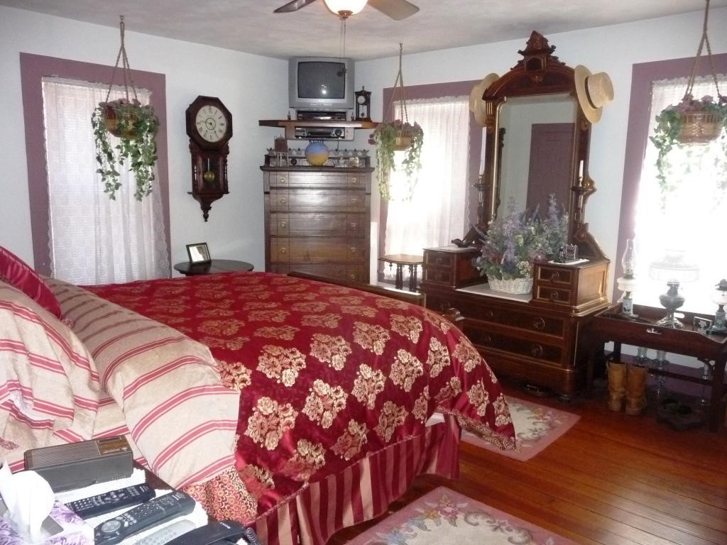 34 Spring Street Swanzey, NH 03446 - Photo 11 of 30 Gallery Image 11