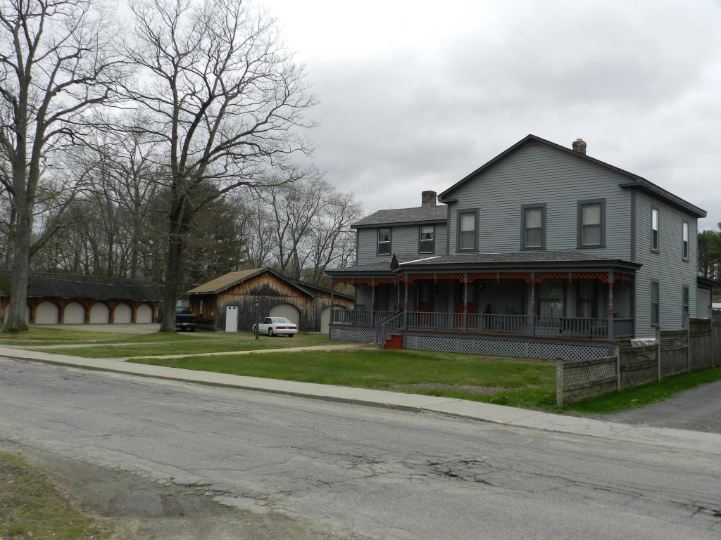 34 Spring Street Swanzey, NH 03446 - Photo 4 of 30 Gallery Image 4