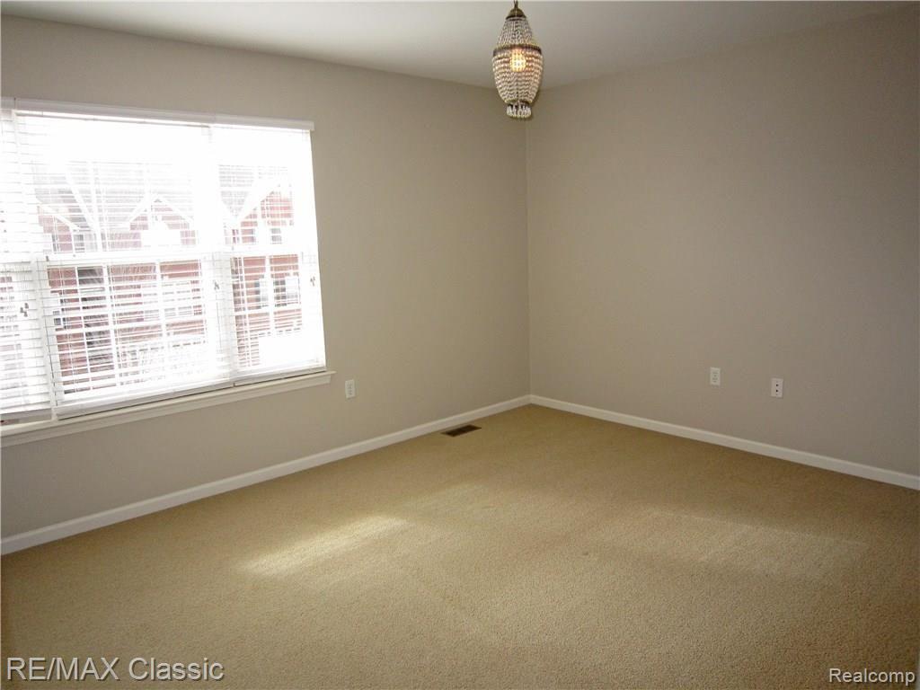 601 Cherry Orchard Road, Unit 142 Canton, MI 48188 - Photo 18 of 27