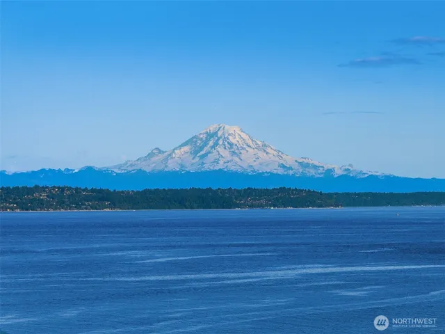 $5,800,000 | 7268 Madrona Drive Northeast, Bainbridge Island, WA 98110