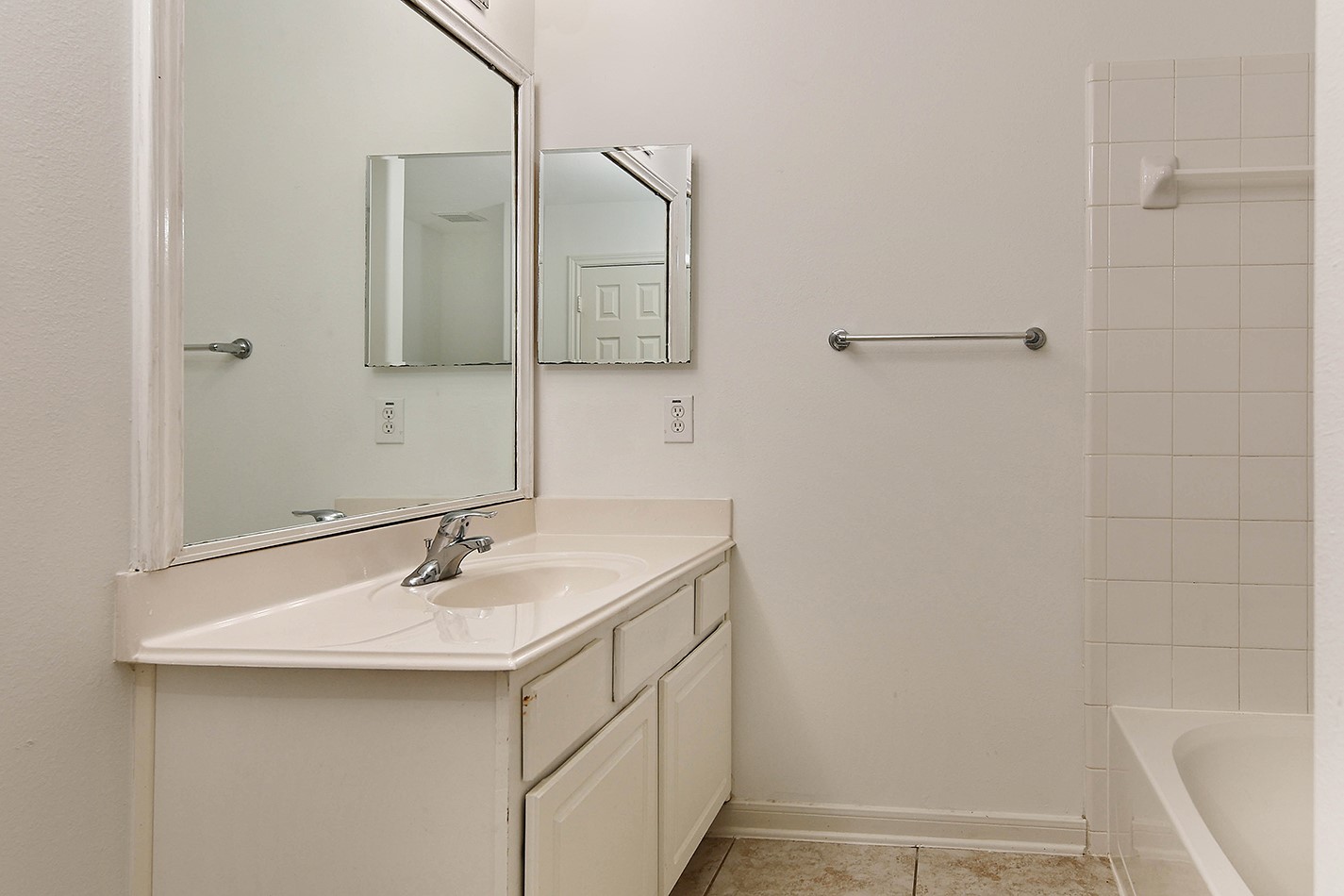 46 South April Mist Circle Conroe, TX 77385 - Photo 25 of 30