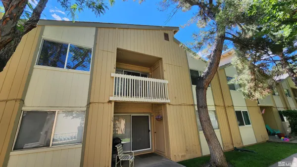 $1,850 | 2300 Dickerson Road, Unit 16, Reno, NV 89503
