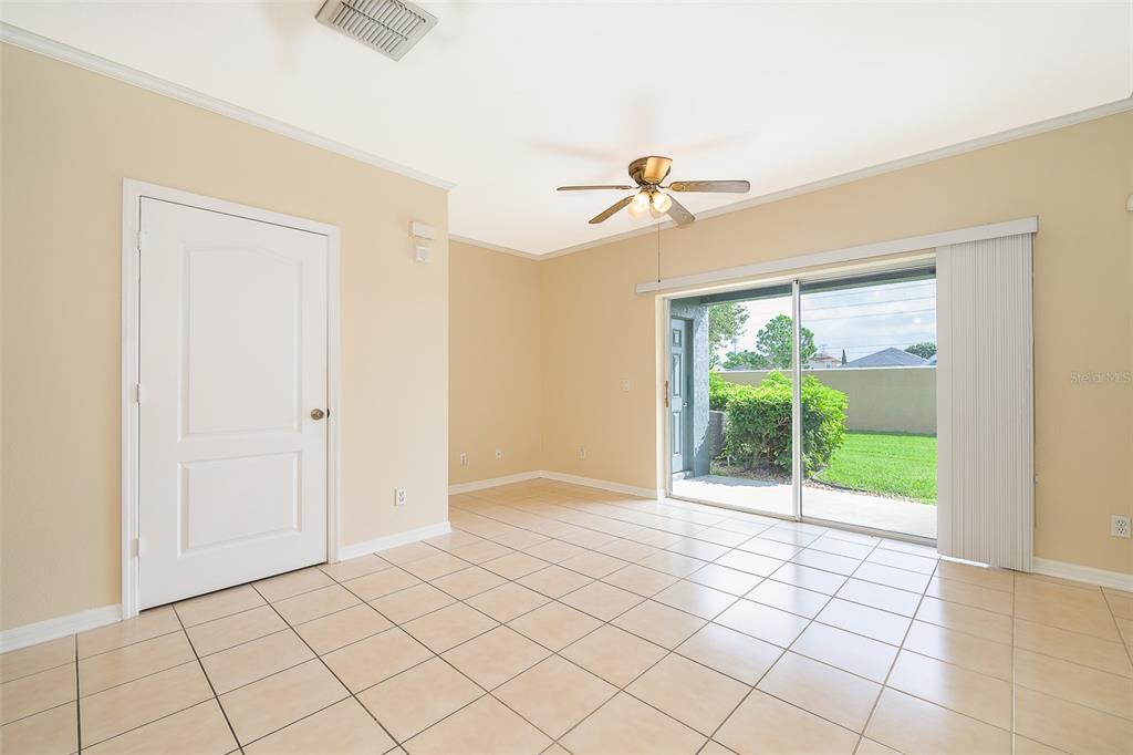 3383 Wilshire Way Road Orlando, FL 32829 - Photo 10 of 27