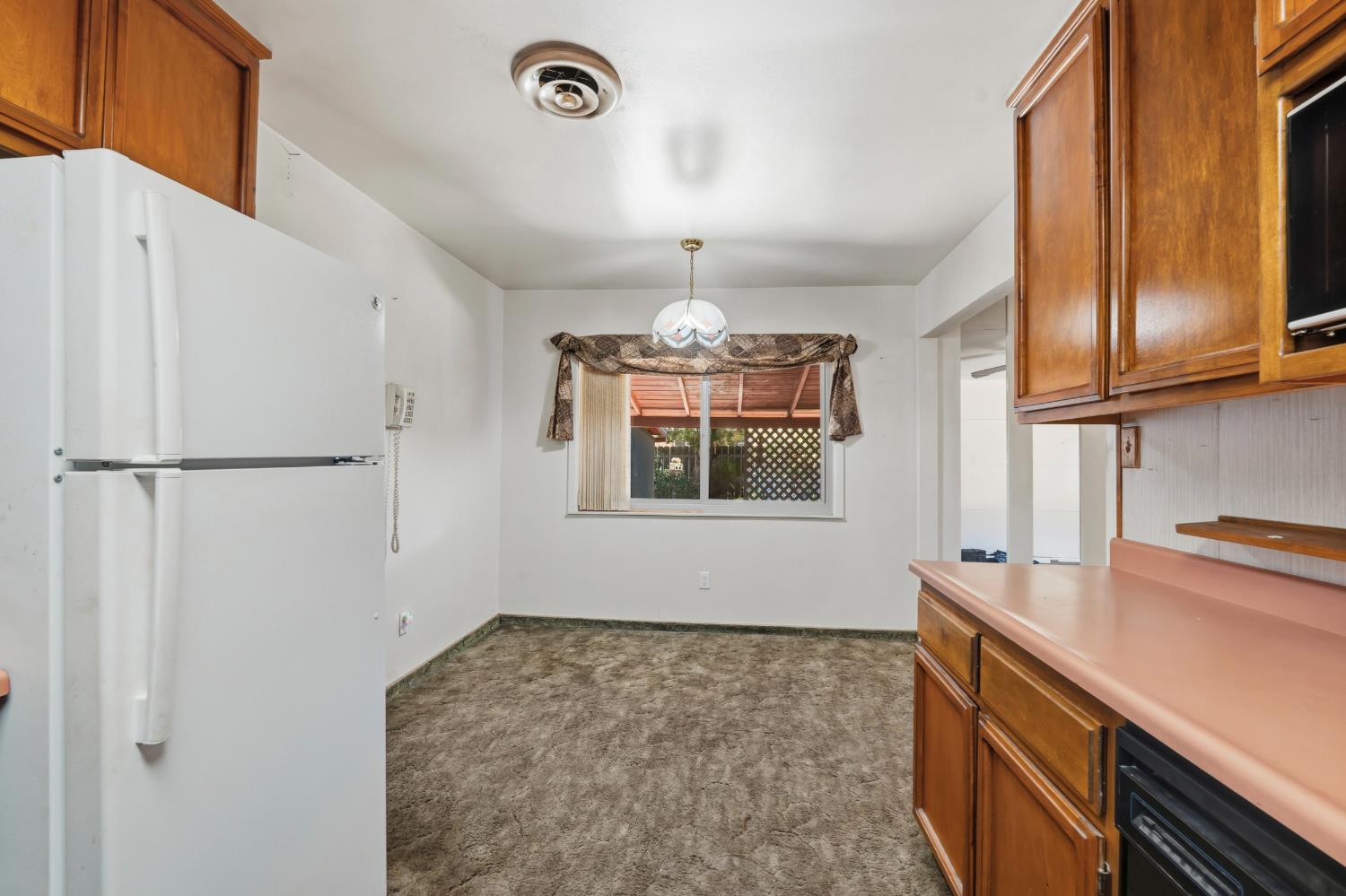 1908 Cindy Avenue Modesto, CA 95350 - Photo 9 of 21