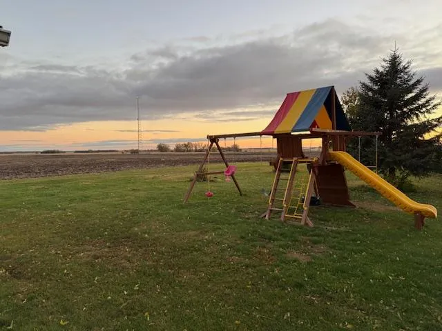 $216,900 | 315 9th Avenue, Clarkfield, MN 56223