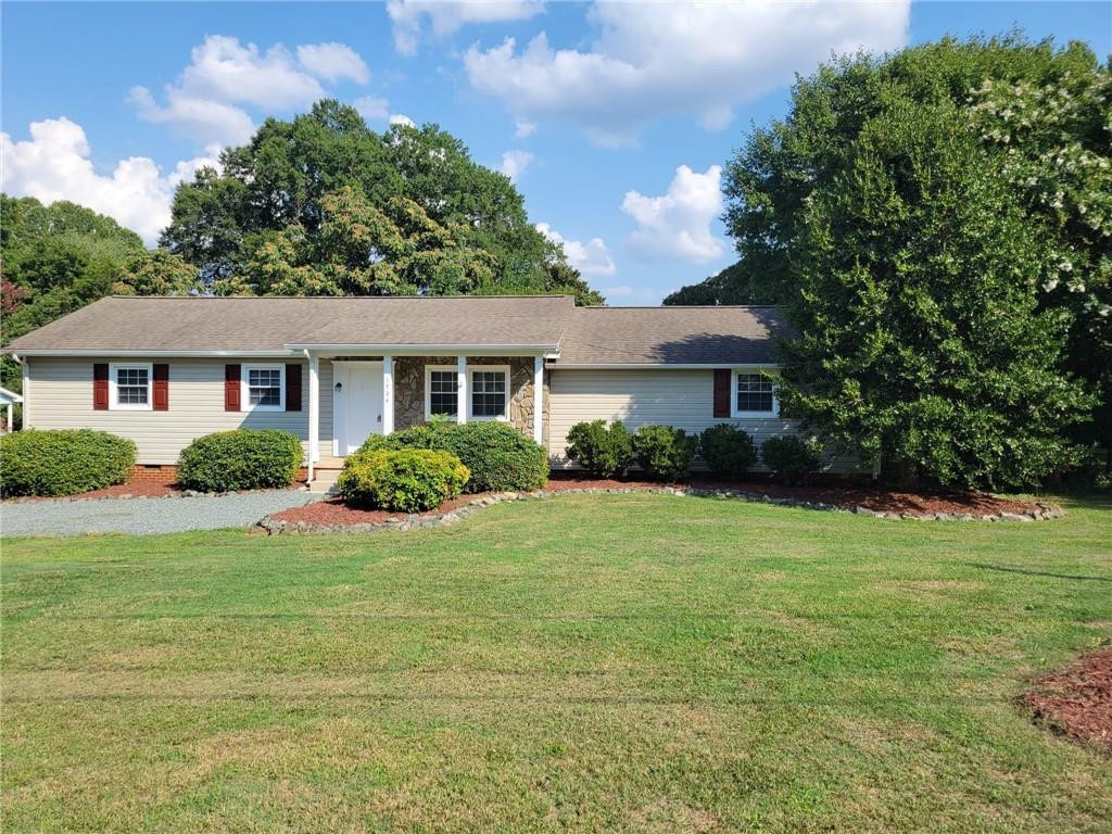 1734 Rendall Street Burlington, NC 27215 - Photo 1 of 28 Gallery Image 1