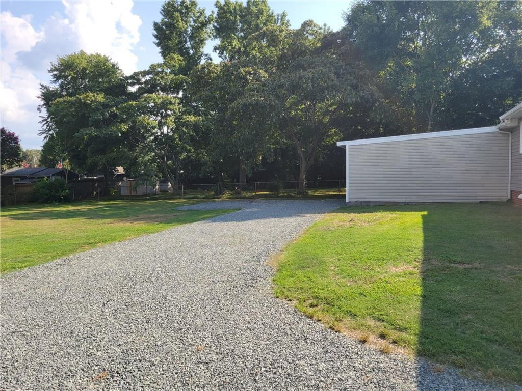 1734 Rendall Street Burlington, NC 27215 - Photo 25 of 28 Gallery Image 25