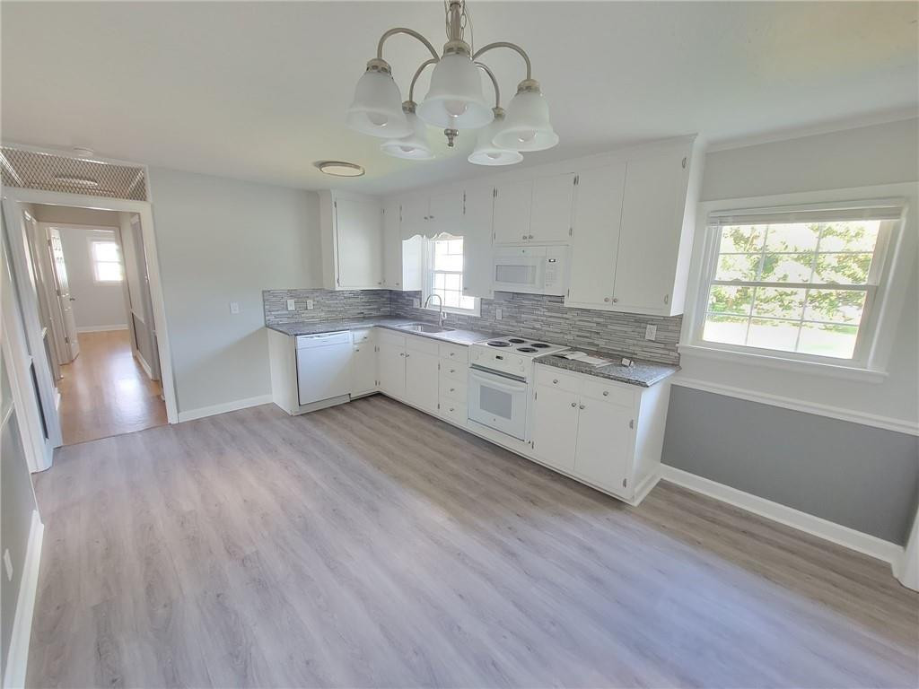 1734 Rendall Street Burlington, NC 27215 - Photo 3 of 28 Gallery Image 3