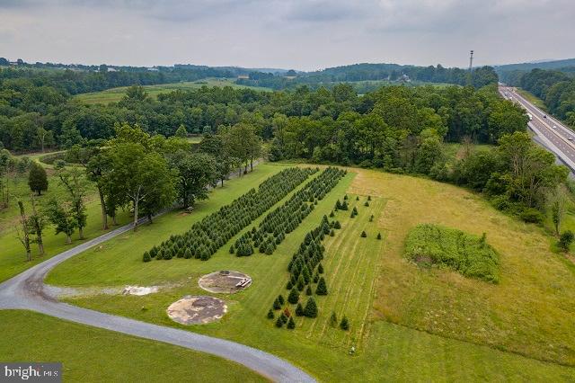 262 Hopeland Road Lititz, PA 17543 - Photo 17 of 74