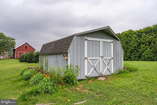 262 Hopeland Road Lititz, PA 17543 - Photo 31 of 74