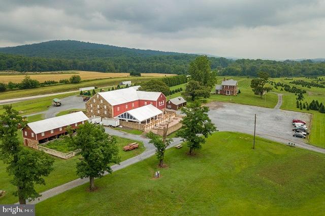 262 Hopeland Road Lititz, PA 17543 - Photo 7 of 74