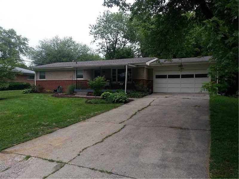 2146 Woodcrest Road Indianapolis, IN 46227 - Photo 2 of 12 Gallery Image 2