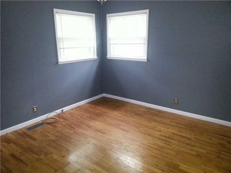 2146 Woodcrest Road Indianapolis, IN 46227 - Photo 7 of 12 Gallery Image 7
