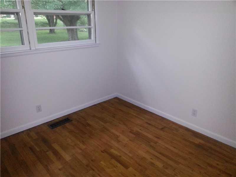 2146 Woodcrest Road Indianapolis, IN 46227 - Photo 9 of 12 Gallery Image 9
