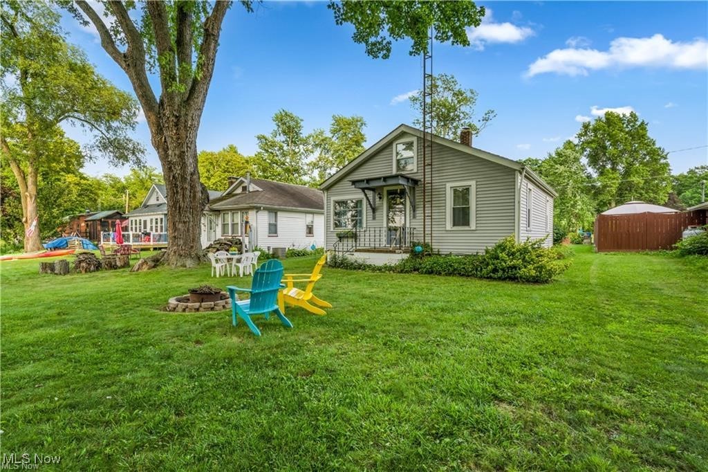 35 Bayview Street Beloit, OH 44609 - Photo 3 of 33