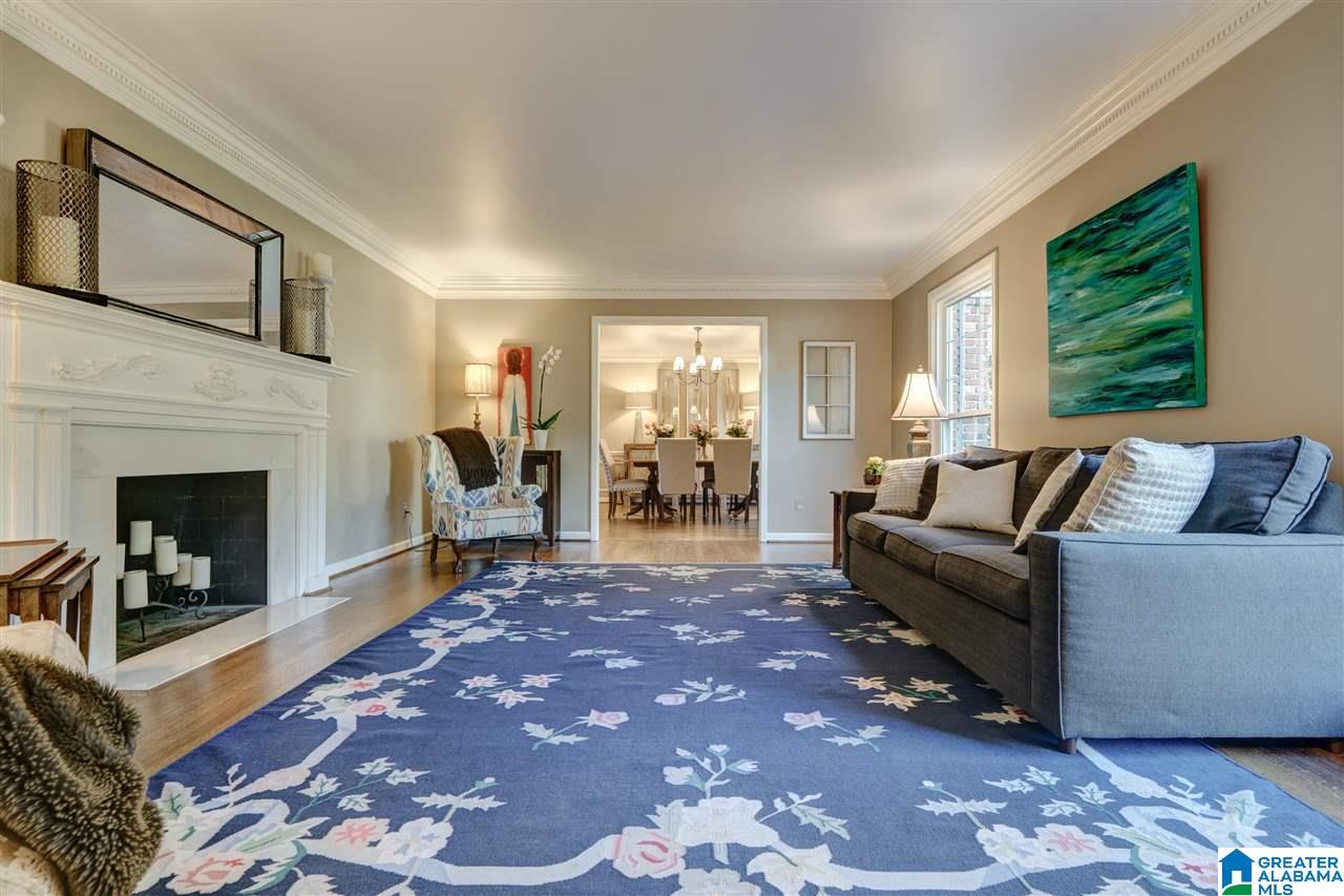 2901 Warrington Road Mountain Brook, AL 35223 - Photo 9 of 48