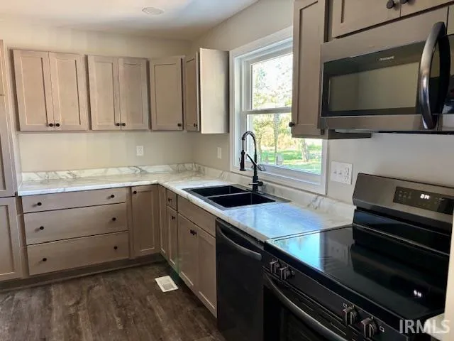 $259,900 | 826 West 8th Street, Rochester, IN 46975