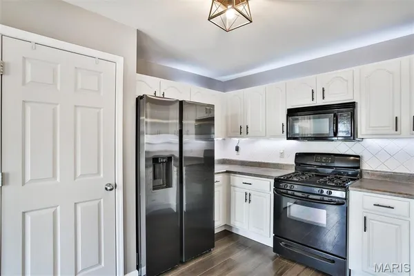 $2,200 | 112 Granite Way, Wentzville, MO 63385