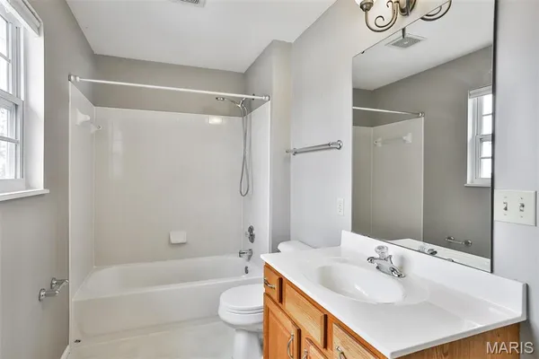 $2,200 | 112 Granite Way, Wentzville, MO 63385