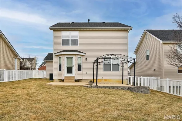 $2,200 | 112 Granite Way, Wentzville, MO 63385