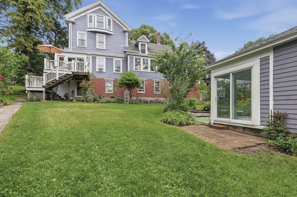 239 Fairmount Street Lowell, MA 01852 - Photo 39 of 42