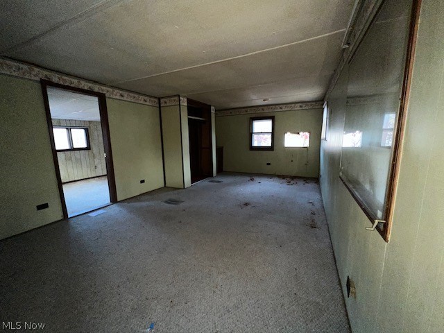5723 Slater Road Williamsfield, OH 44093 - Photo 4 of 18 Gallery Image 4