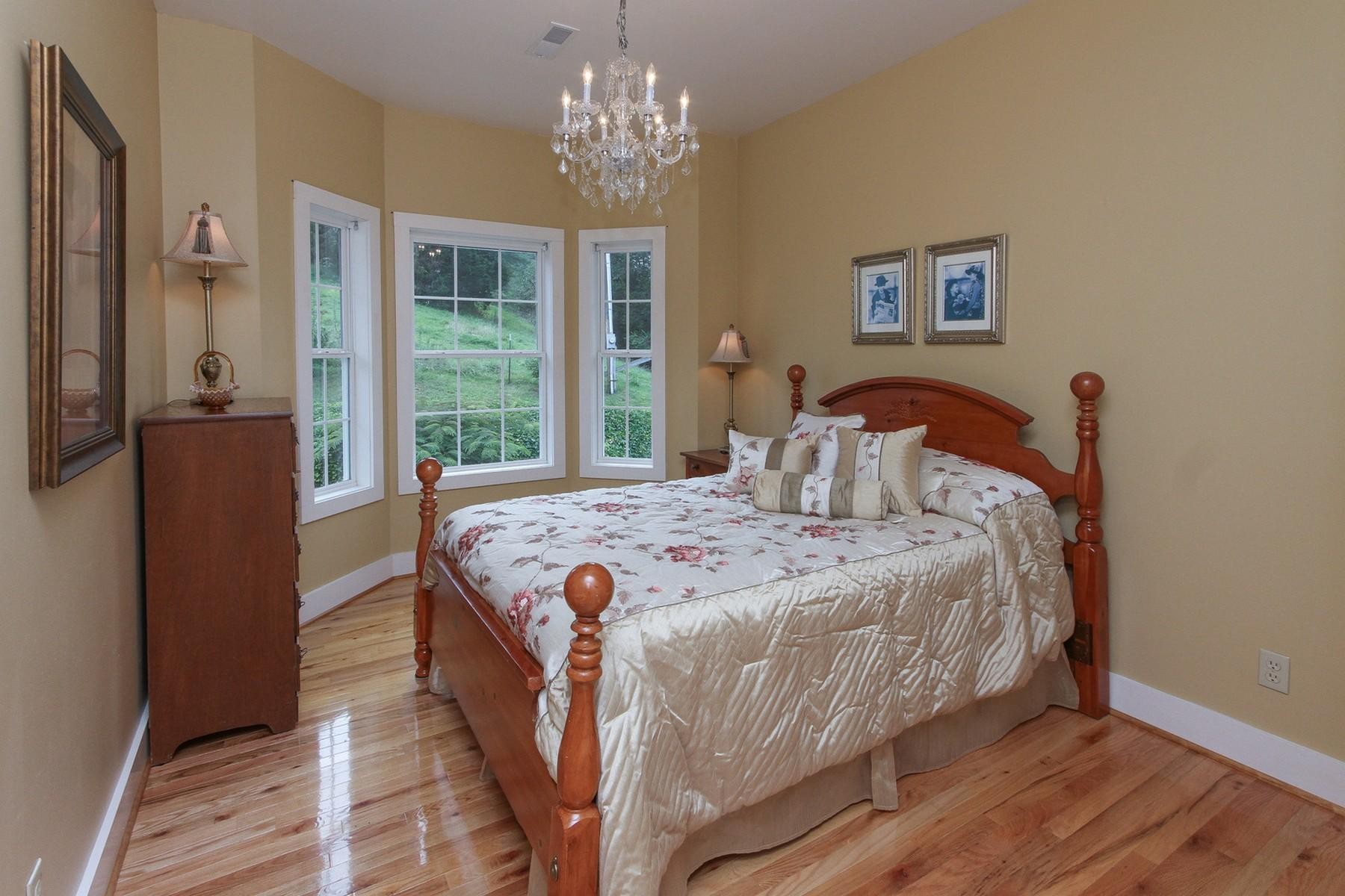 3233 Dry Hill Road Butler, TN 37640 - Photo 19 of 25 Gallery Image 19