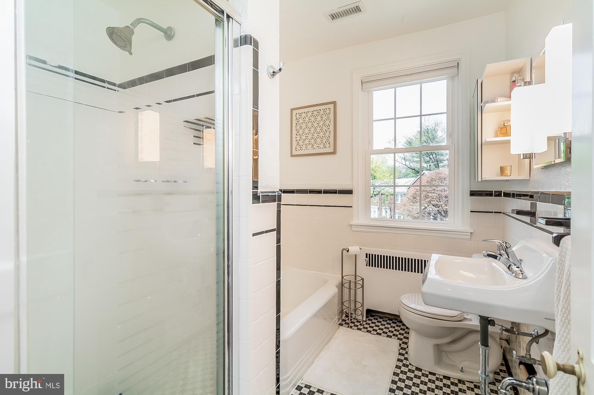 6429 Blenheim Road Baltimore, MD 21212 - Photo 30 of 57 Upper bath with separate shower