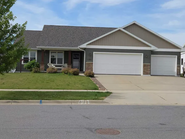 $498,500 | 678 Westfield Avenue, Evansville, WI 53536