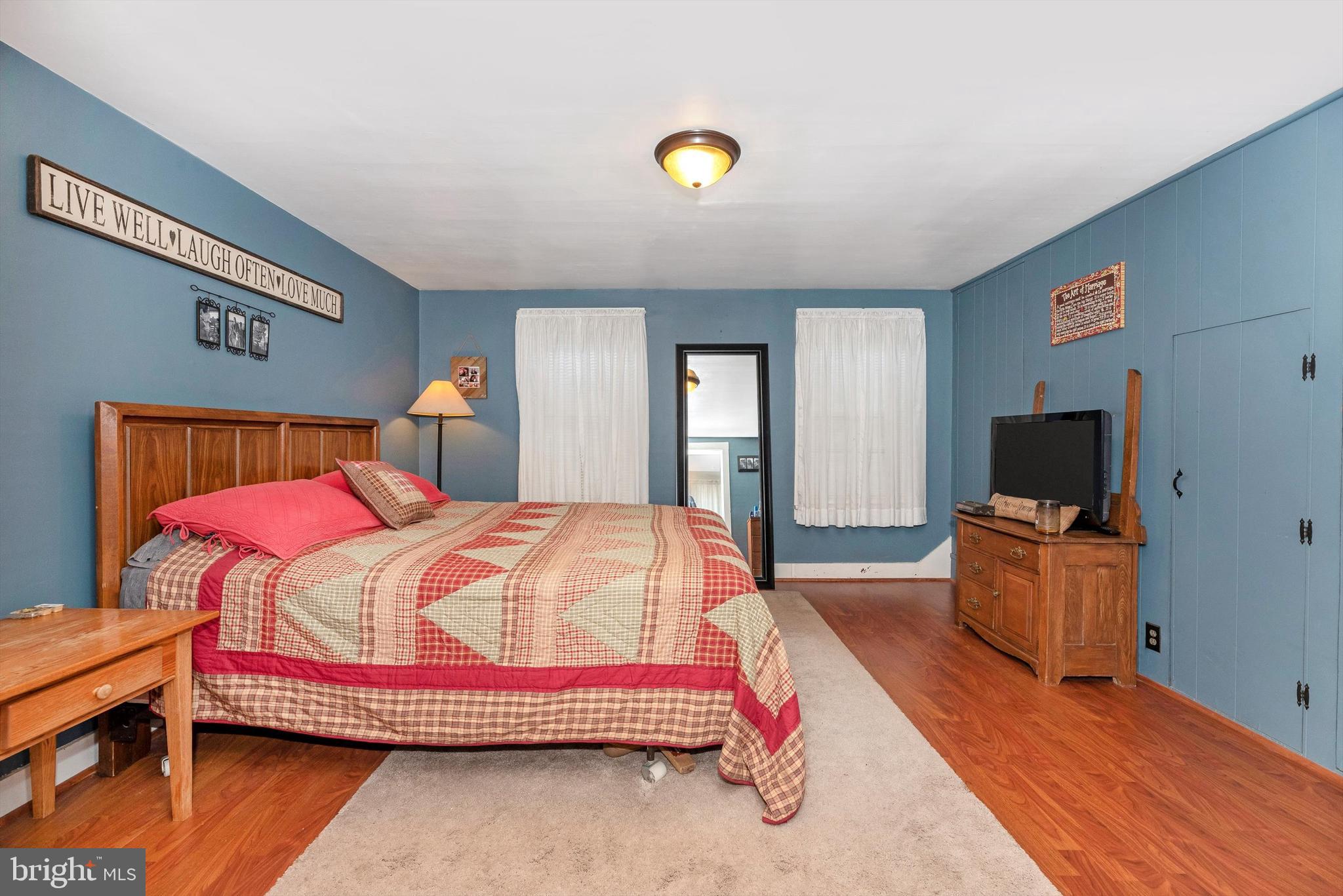 8212 Rocky Ridge Road Thurmont, MD 21788 - Photo 17 of 38 Primary Bedroom