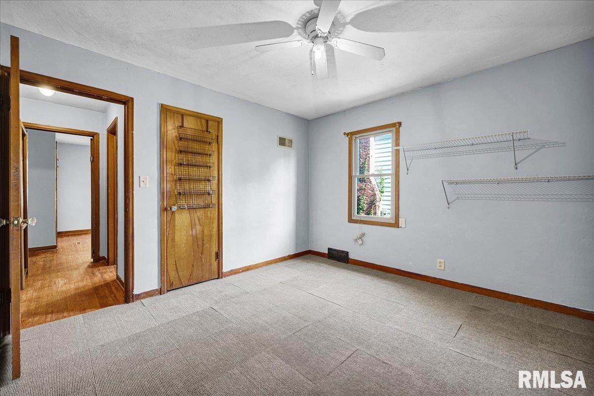 423 West Chestnut Street Chillicothe, IL 61523 - Photo 13 of 24