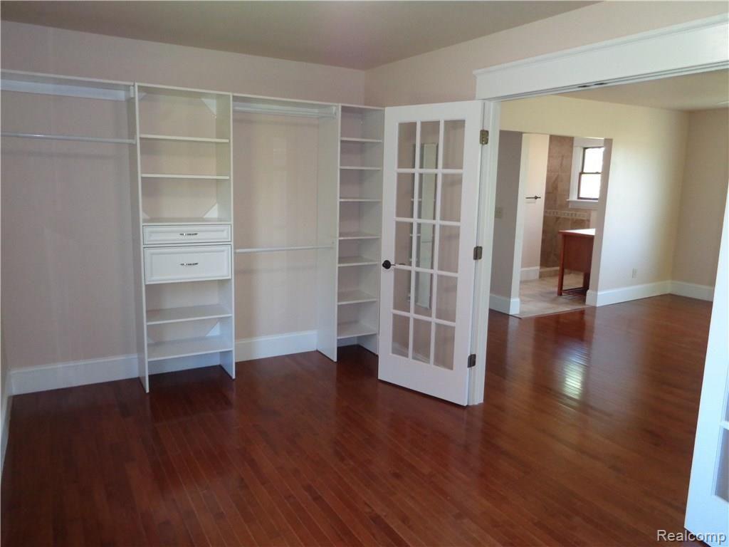 8300 Rider Road Imlay City, MI 48444 - Photo 21 of 41 Walk-in Closet