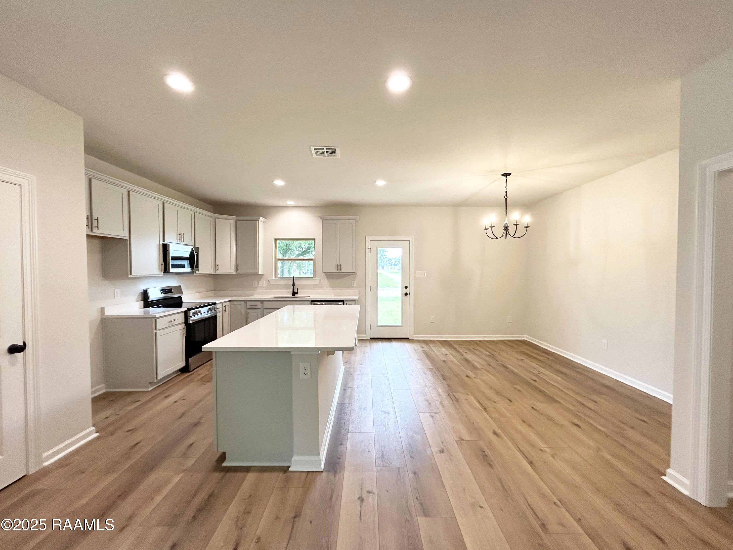 409 Weaver Way Maurice, LA 70555 - Photo 4 of 12 KITCHEN