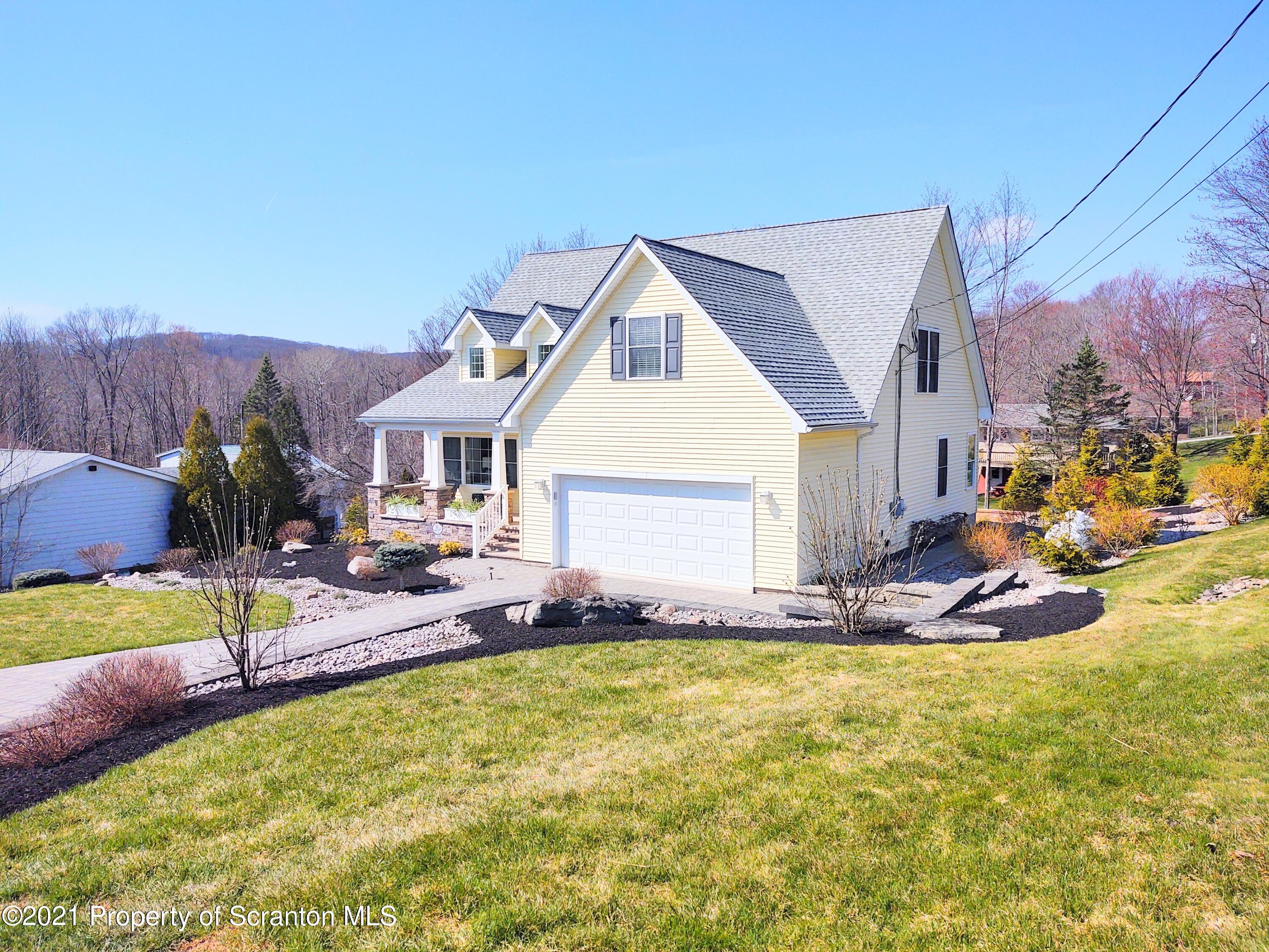 110 T Rt 360 Moscow, PA 18444 - Photo 2 of 58 Gallery Image 2