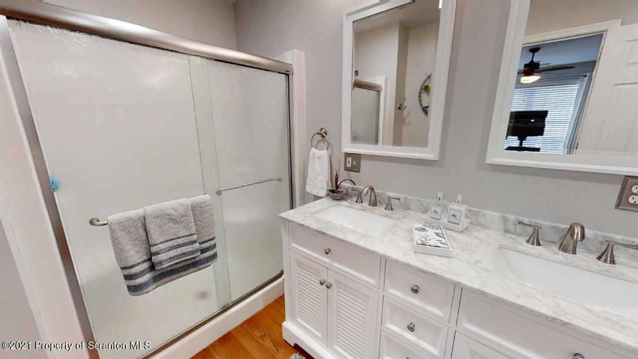 110 T Rt 360 Moscow, PA 18444 - Photo 34 of 58 Gallery Image 34
