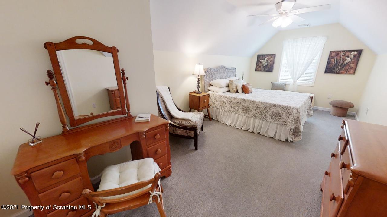 110 T Rt 360 Moscow, PA 18444 - Photo 42 of 58 Gallery Image 42