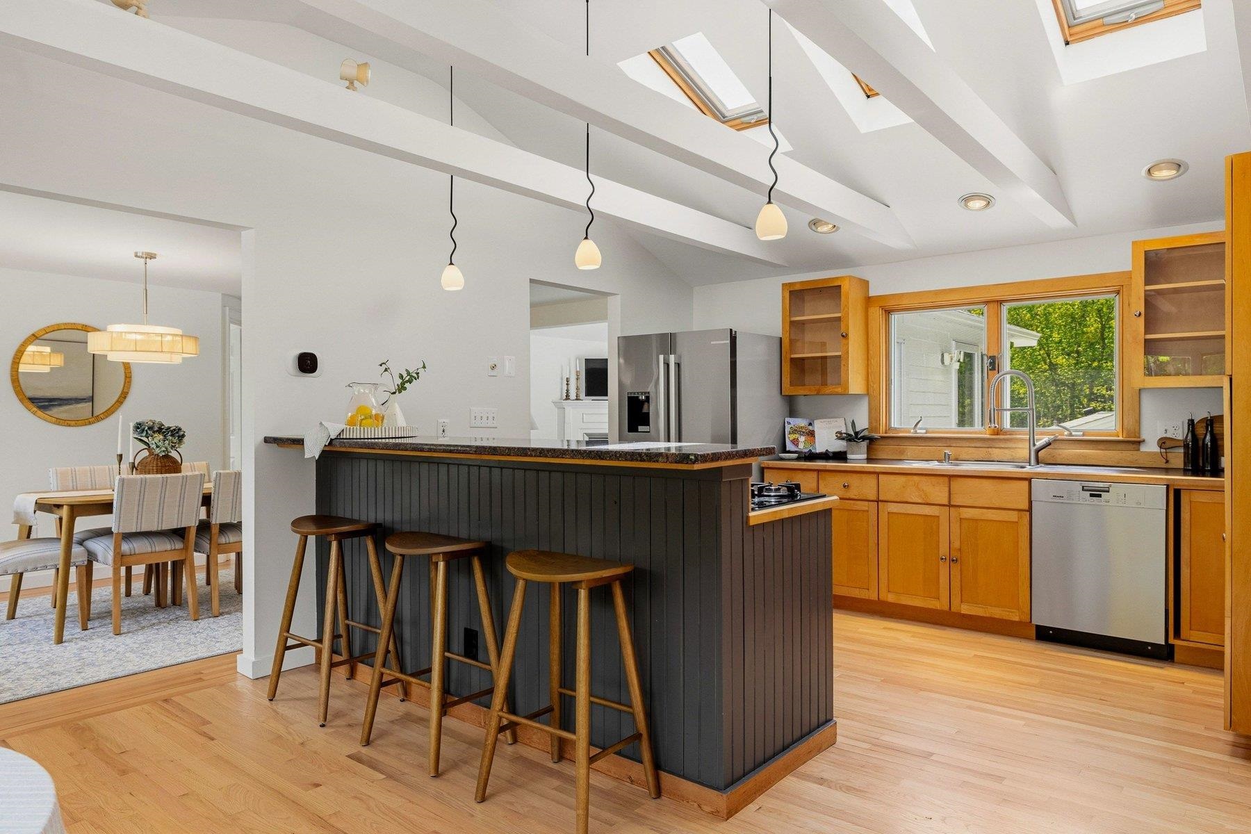270 Brackett Road Rye, NH 03870 - Photo 6 of 43