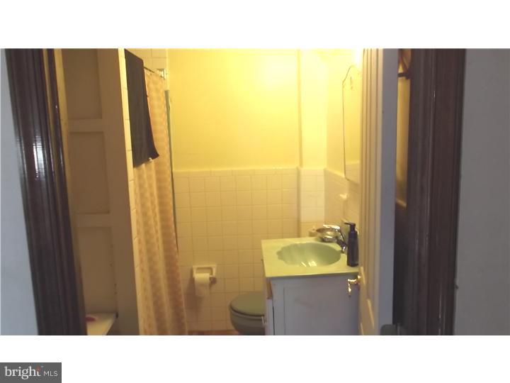 2347 Mole Road Secane, PA 19018 - Photo 9 of 20 Bathroom