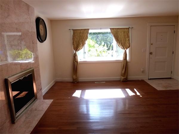 24 Elsbeth Road Sudbury, MA 01776 - Photo 3 of 13 Gallery Image 3