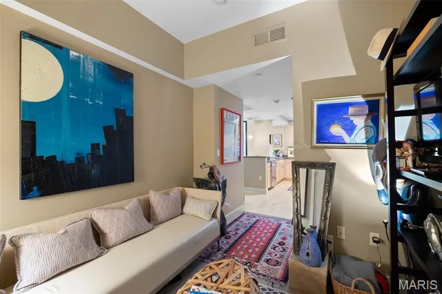 $117,900 | 314 North Broadway, Unit 1005, St. Louis, MO 63102