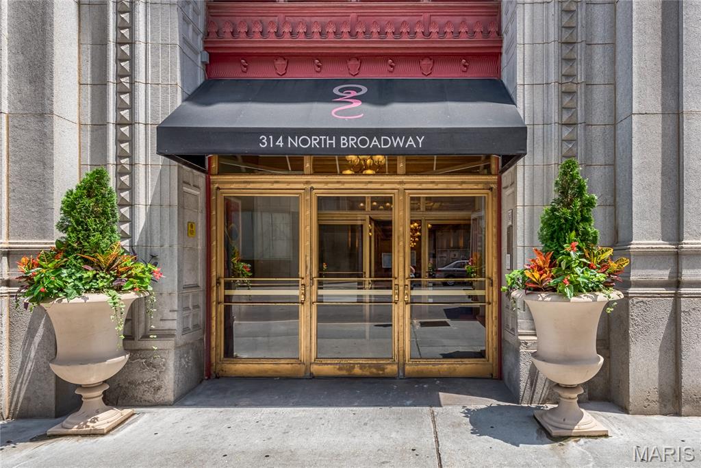 314 North Broadway, Unit 1005 St. Louis, MO 63102 - Photo 2 of 29