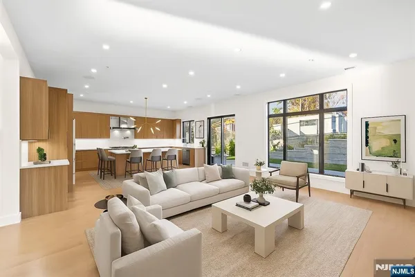 $2,499,000 | 61 Edgewater Road, Cliffside Park, NJ 07010