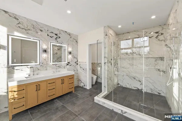 $2,499,000 | 61 Edgewater Road, Cliffside Park, NJ 07010