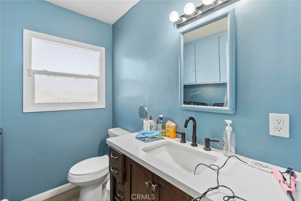 20409 Harvard Way Riverside, CA 92507 - Photo 14 of 52