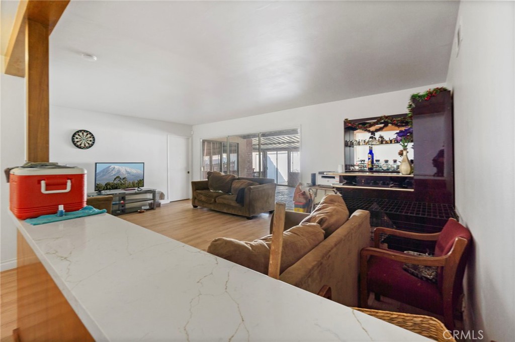 20409 Harvard Way Riverside, CA 92507 - Photo 6 of 52