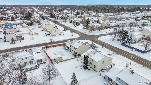 $379,900 | 3540 Howard Road, Hamburg, NY 14075