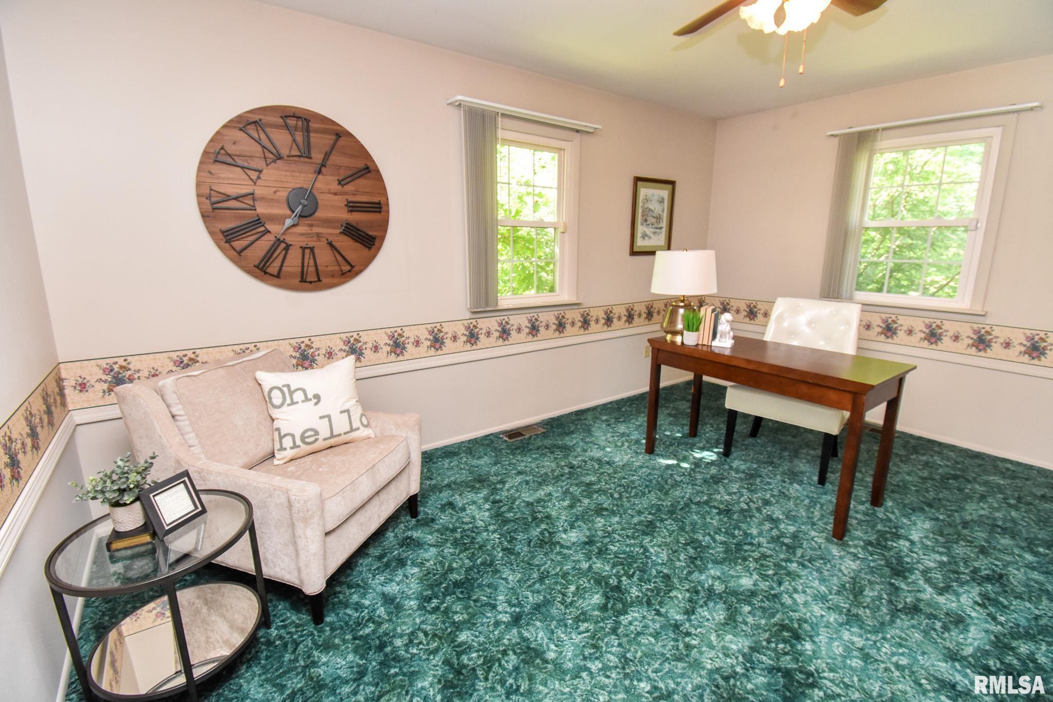 407 Sherwood Park Road Washington, IL 61571 - Photo 15 of 36 Gallery Image 15