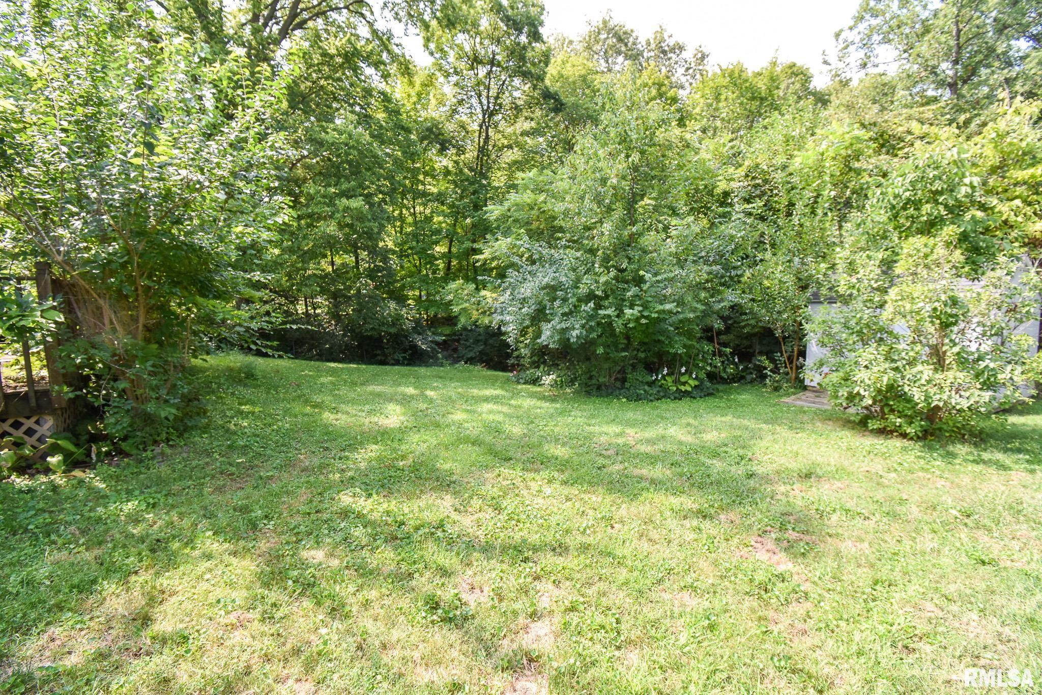 407 Sherwood Park Road Washington, IL 61571 - Photo 36 of 36 Gallery Image 36