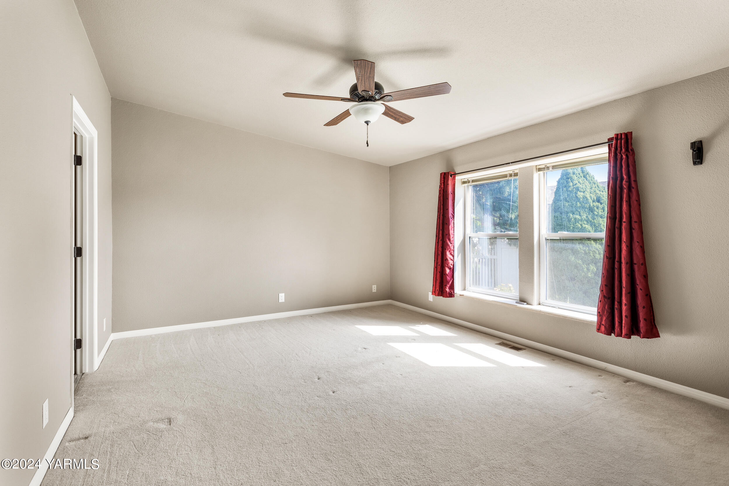 7001 Cottage Way Yakima, WA 98908 - Photo 20 of 40 7001CottageWay_20-2